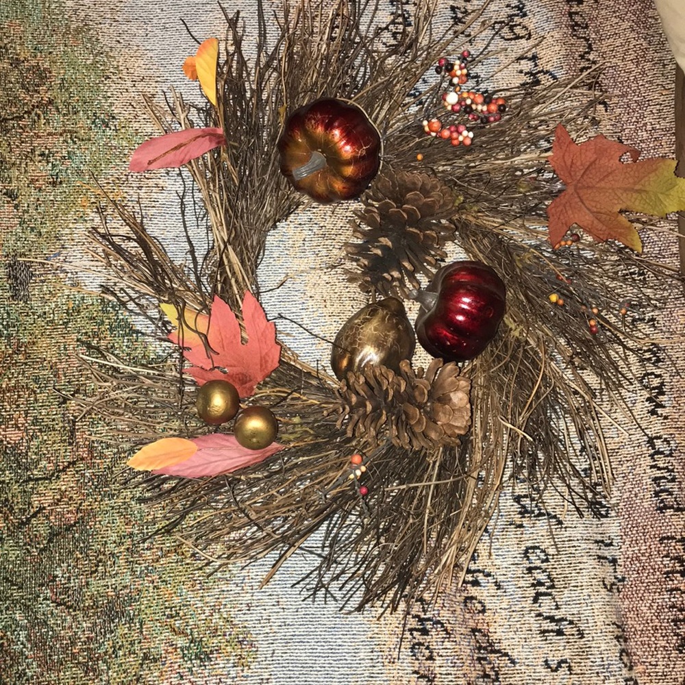 HOME DECOR - Picture 2 of 3